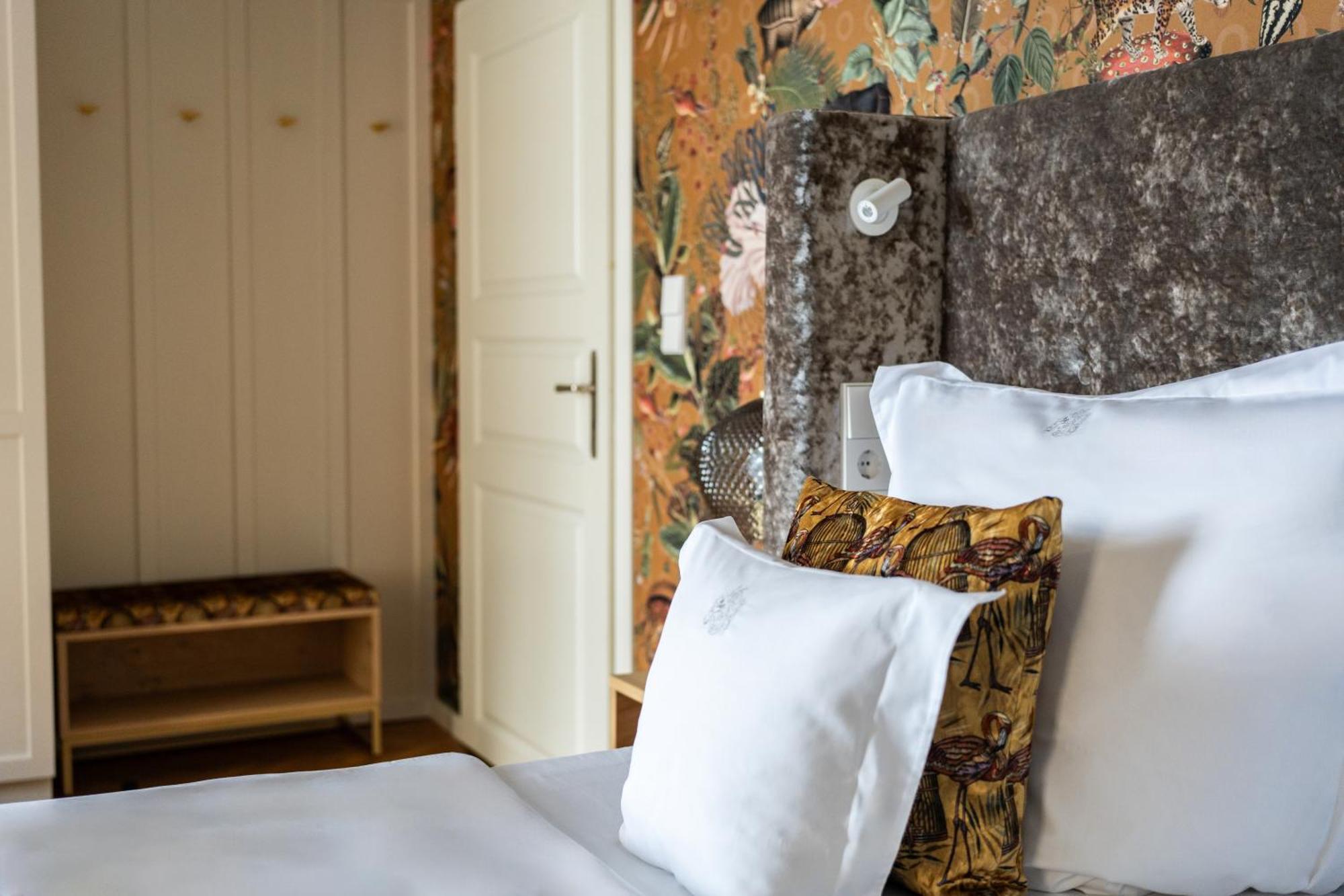 Schlossresidenz - Boutique Apartments & Hotel Suiten Schloss Ricklingen 外观 照片
