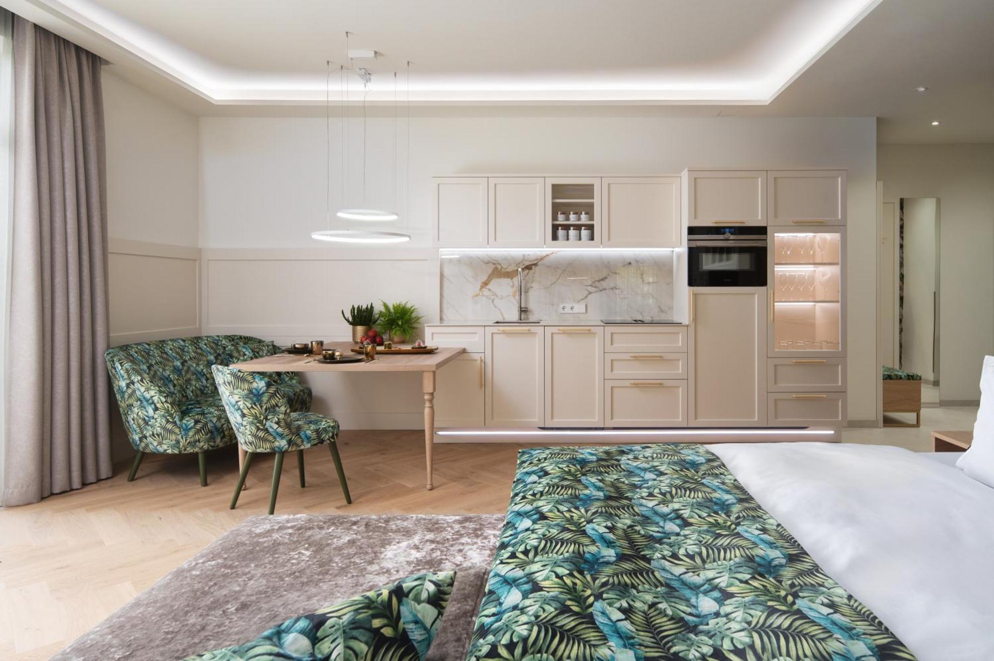 Schlossresidenz - Boutique Apartments & Hotel Suiten Schloss Ricklingen 外观 照片