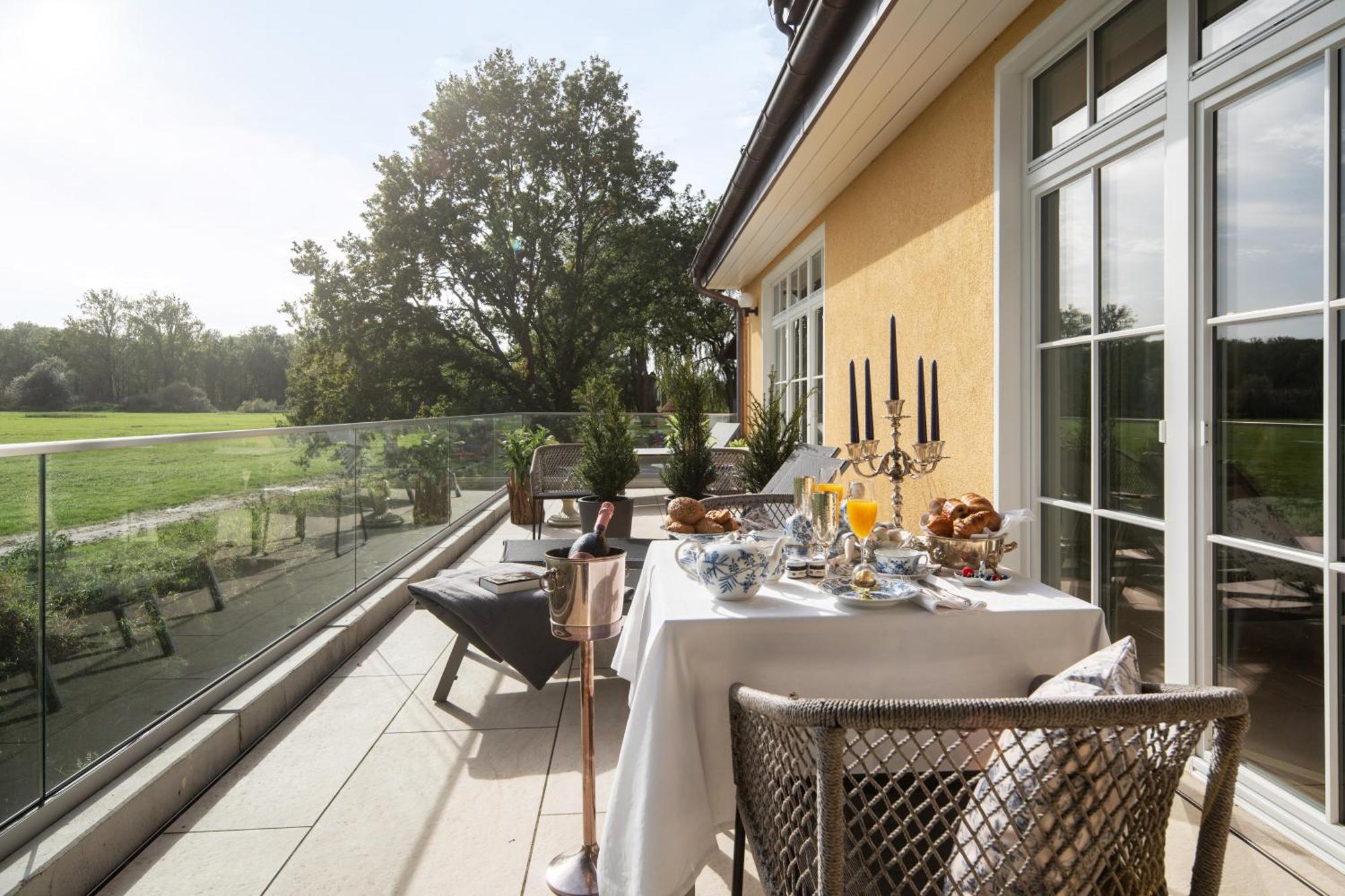 Schlossresidenz - Boutique Apartments & Hotel Suiten Schloss Ricklingen 外观 照片